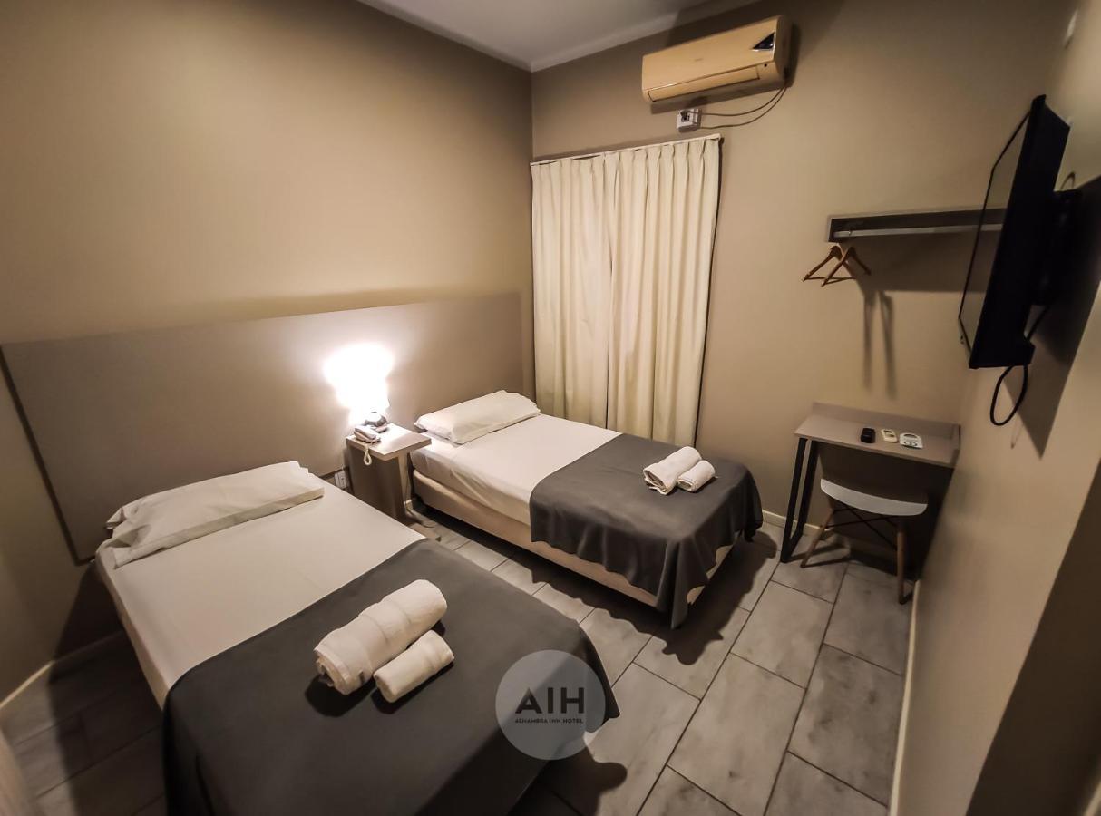 Hotel Alhambra ซานฮวน ภายนอก รูปภาพ